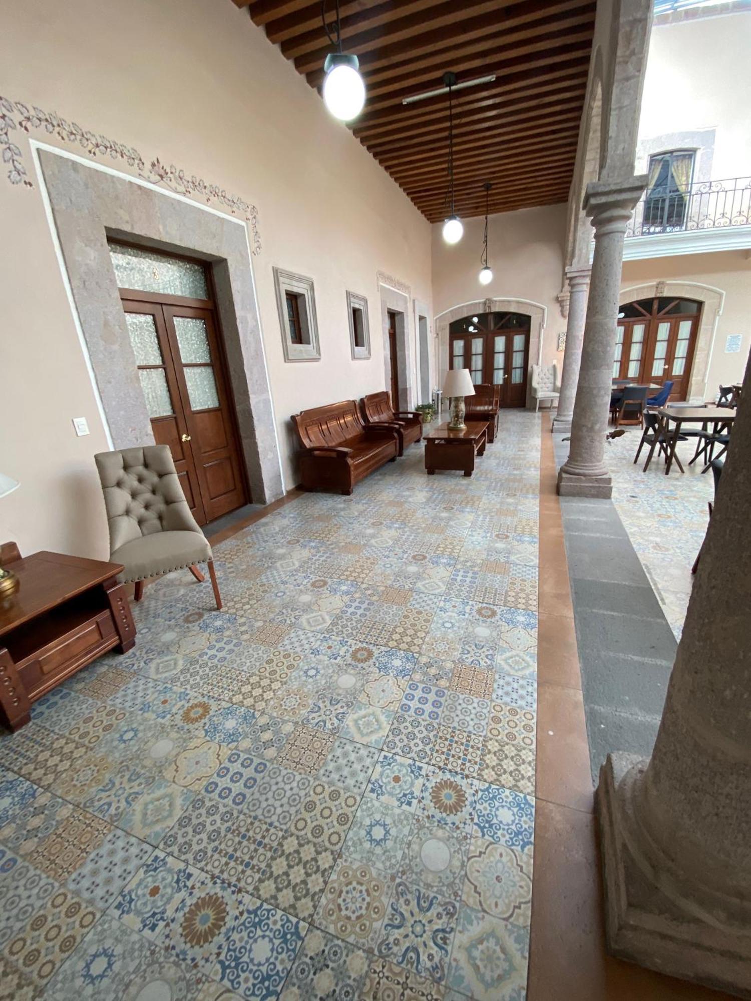 Hotel Cantera Real, Morelia Exterior photo