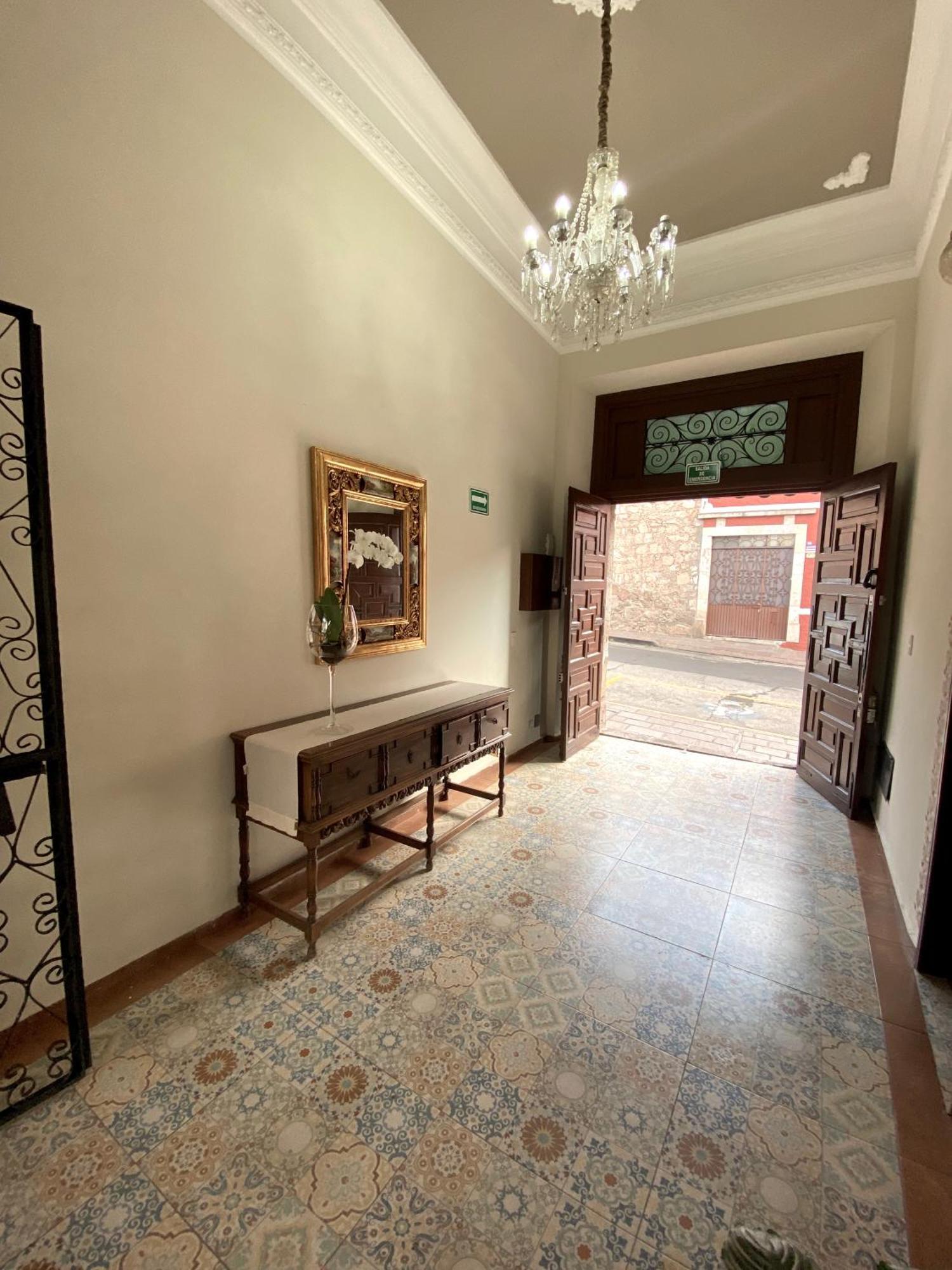 Hotel Cantera Real, Morelia Exterior photo