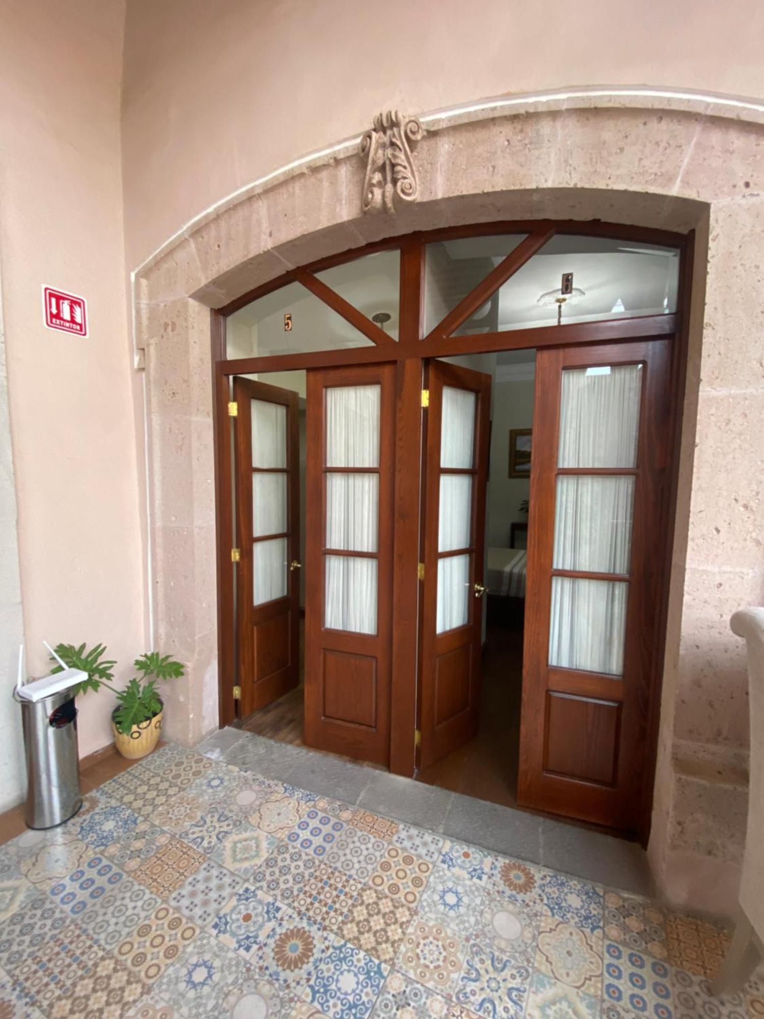 Hotel Cantera Real, Morelia Exterior photo